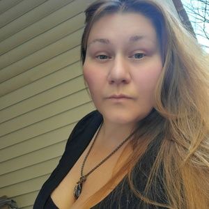 Meet your Posher, Jeannine